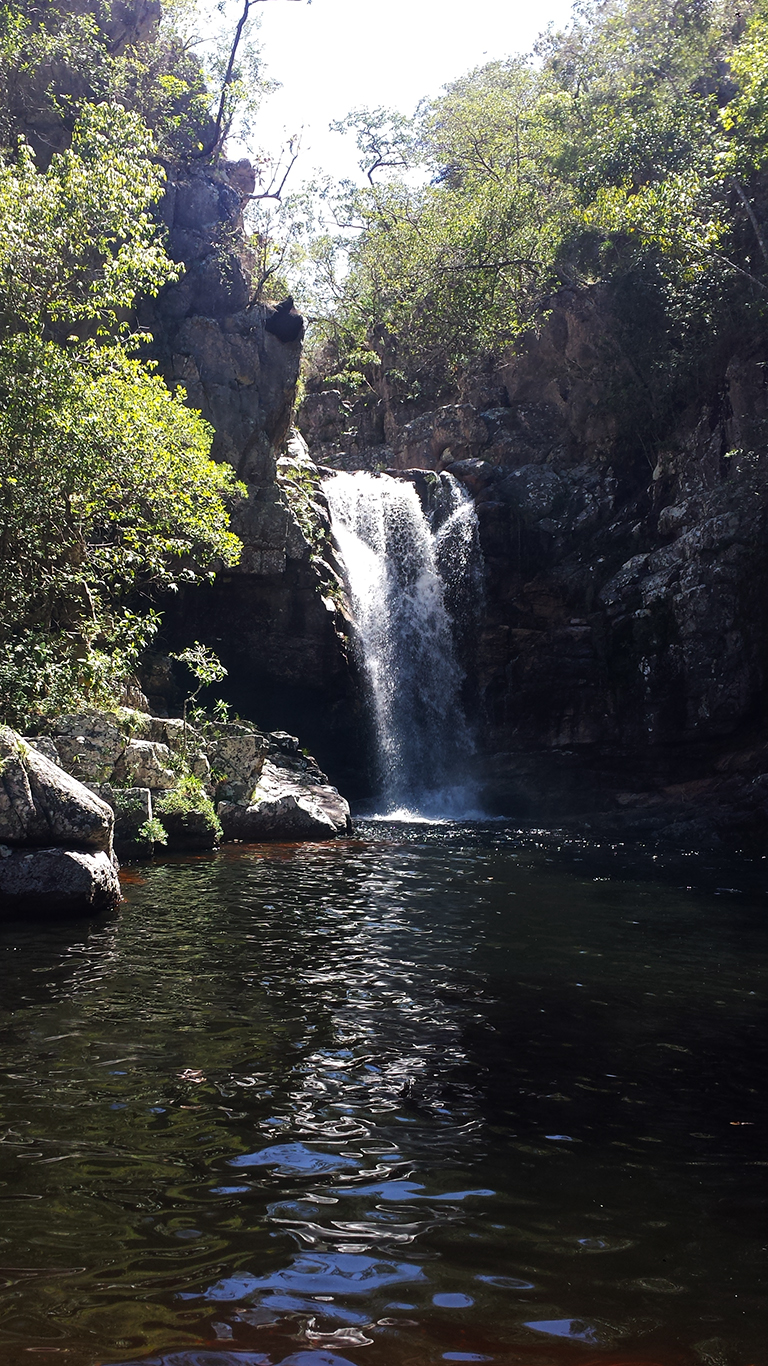 Cachoeira dos Anjos e sua piscina natural na Chapada dos Veadeiros em Alto Paraíso de Goiás