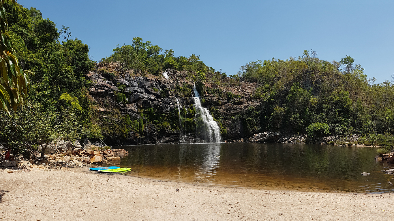 Prainha da cachoeira do Poço Encantado